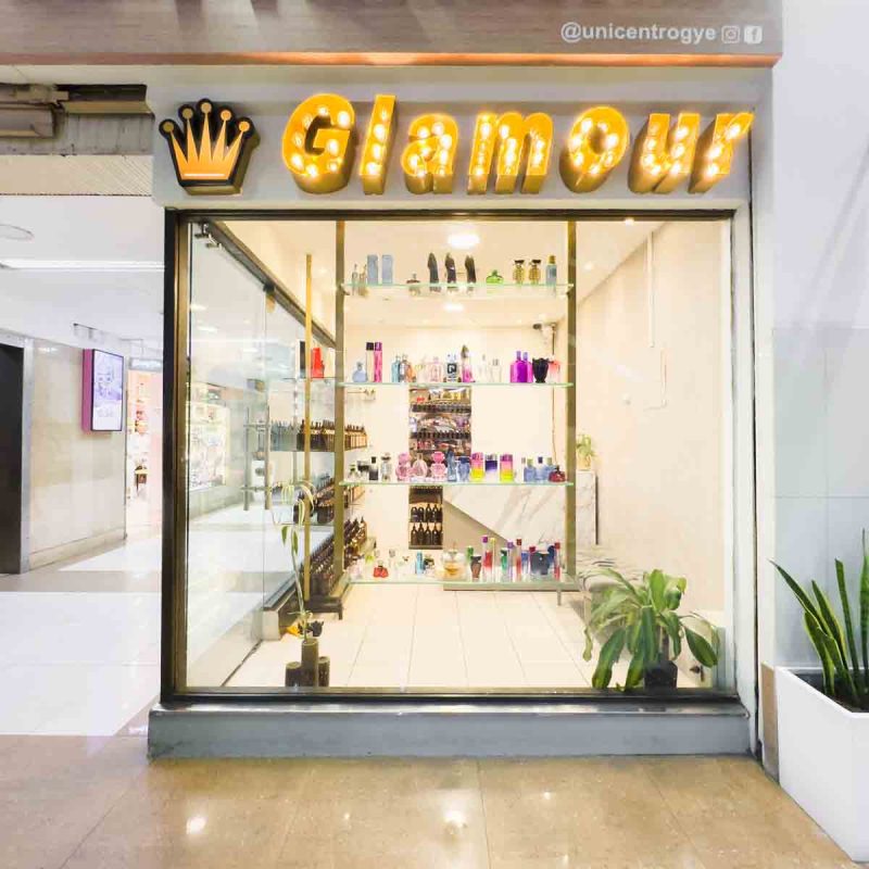 GLAMOUR